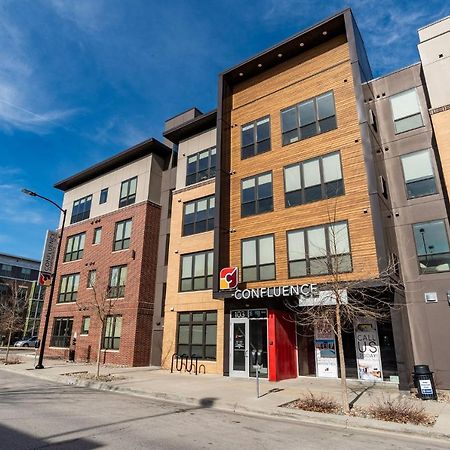 Frontdesk Confluence On 3Rd Apt Downtown Riverwalk Trails Des Moine Exteriör bild